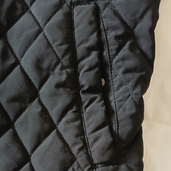 Zara Large. Men's zip up quilted lined vest - Picture 6 of 8